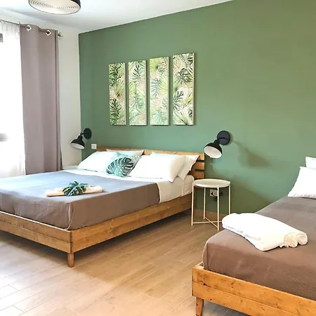 Gramsci Ξενοδοχείο με διαμερίσματα *